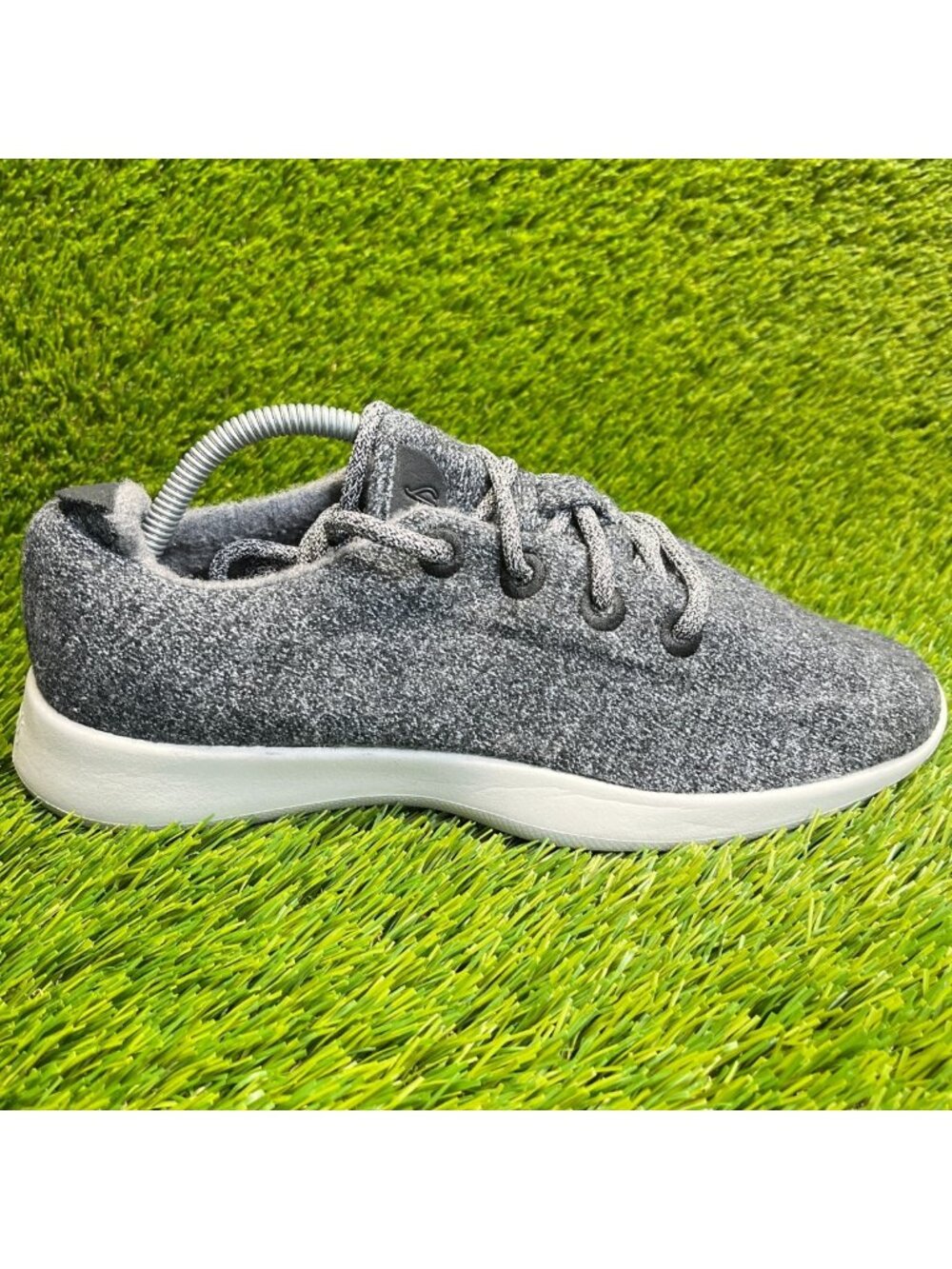 Allbirds Wool Runners Mens Size 10 Gray White Casual Walking‎ Shoes Sneakers